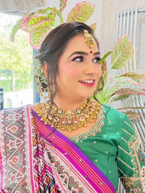 πͺβ¨ Divine Glam for a Divine Occasion! β¨πͺ
It is not every day we get to be part of something truly one of a kind β and this was absolutely that moment ππ
Our gorgeous client was getting ready for a Laxmi Narayan wedding β a beautiful, sacred and deeply meaningful celebration honouring the divine union of Goddess Laxmi and Lord Narayan πΈπ
We wanted every detail of her look to reflect the magnificence of the occasion β rich, radiant makeup and an elegant hair style worthy of such a spiritually beautiful day π«πͺ·
It was an absolute honour and privilege to be trusted with her glam for such a special and unique function β¨π
π Mobile beautician β Watford & surrounding areas, I come to you!
π² Book via link in bio or WhatsApp 07904 221811
#KomalsHairMakeupMehandi #LaxmiNarayan #DivineGlam #IndianWedding #HinduWedding #WeddingMakeup #WeddingHairAndMakeup #MobileBeauticianUK #WatfordMakeupArtist #SouthAsianWedding #IndianCulture #HinduCulture #SacredCelebration #GlamForEveryOccasion #BeautyByKomal
